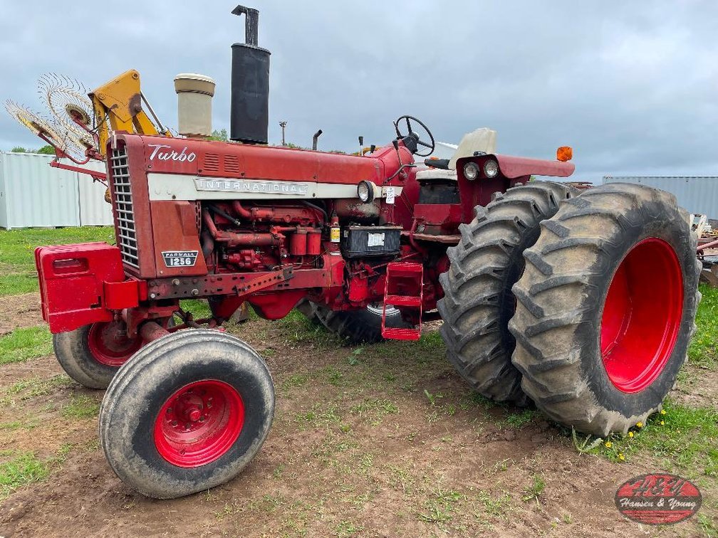International 1256 Tractor - Prairie Farm, WI