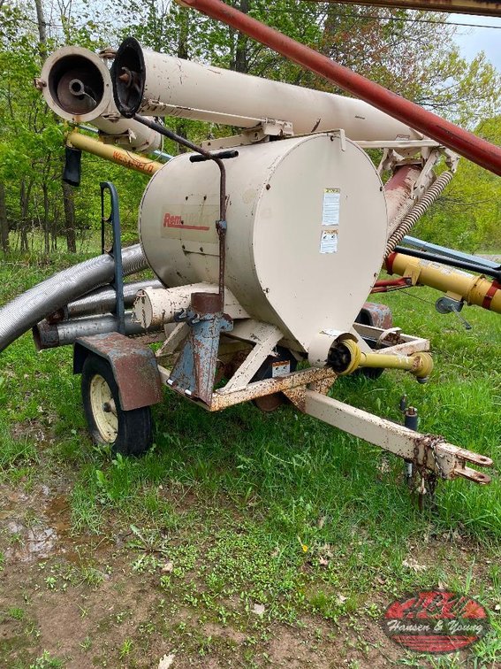 Rem 1026A Grain Vac - Prairie Farm, WI