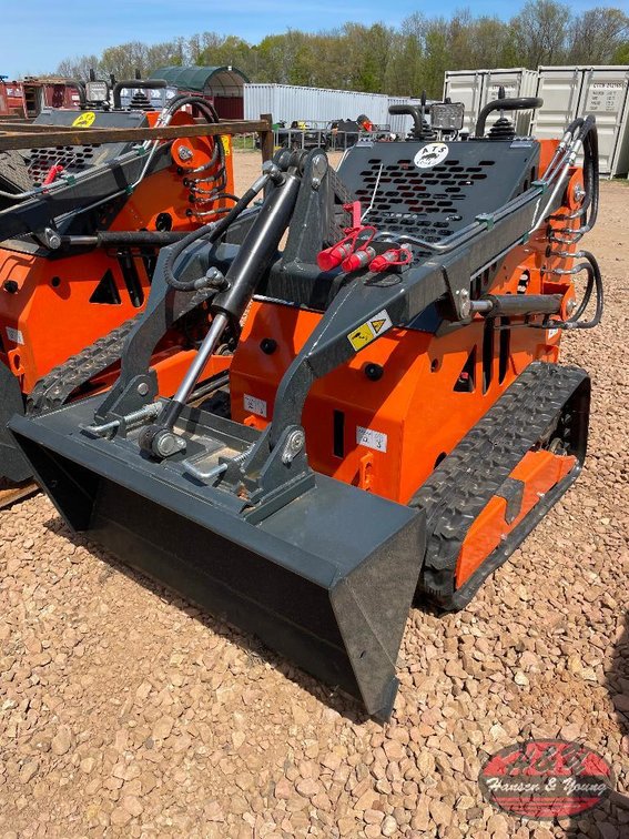 Mini ATS-T460 SkidLoader