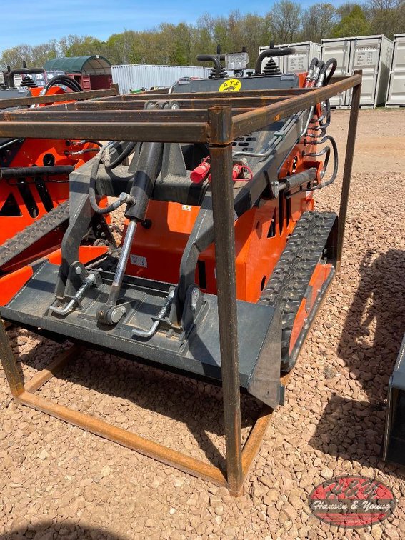 Mini ATS-T460 SkidLoader