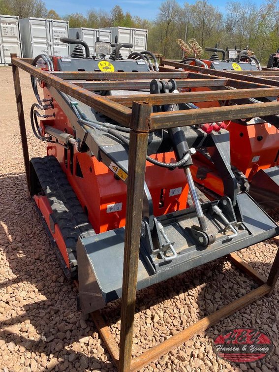 Mini ATS-T460 SkidLoader