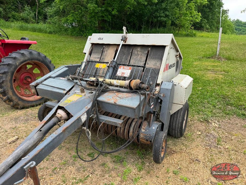 New Idea 484 Baler