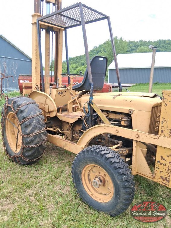 Ford Fork Lift - Alma