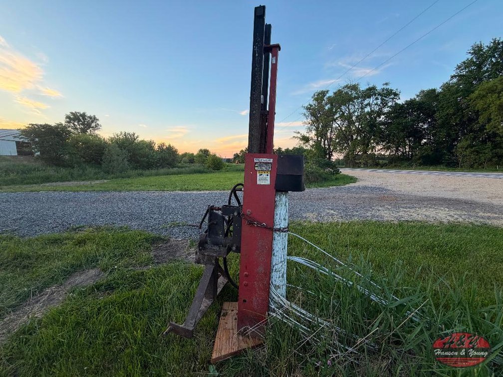 Work Saver Post Driver - Blair, WI