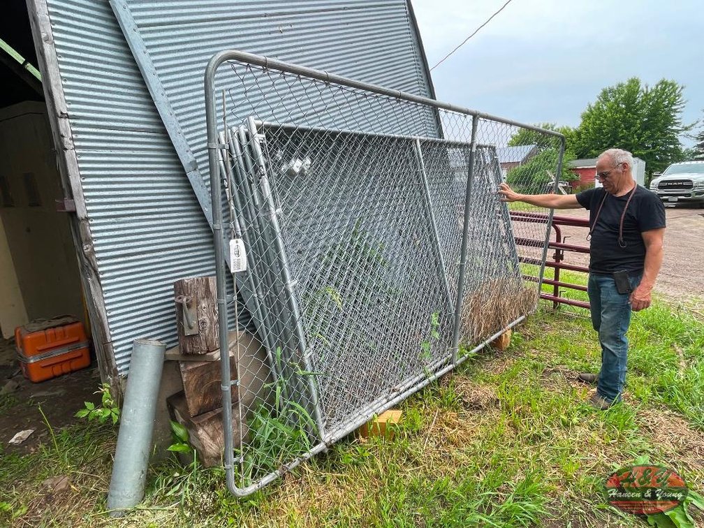 (1) Chain Link Fence Panel