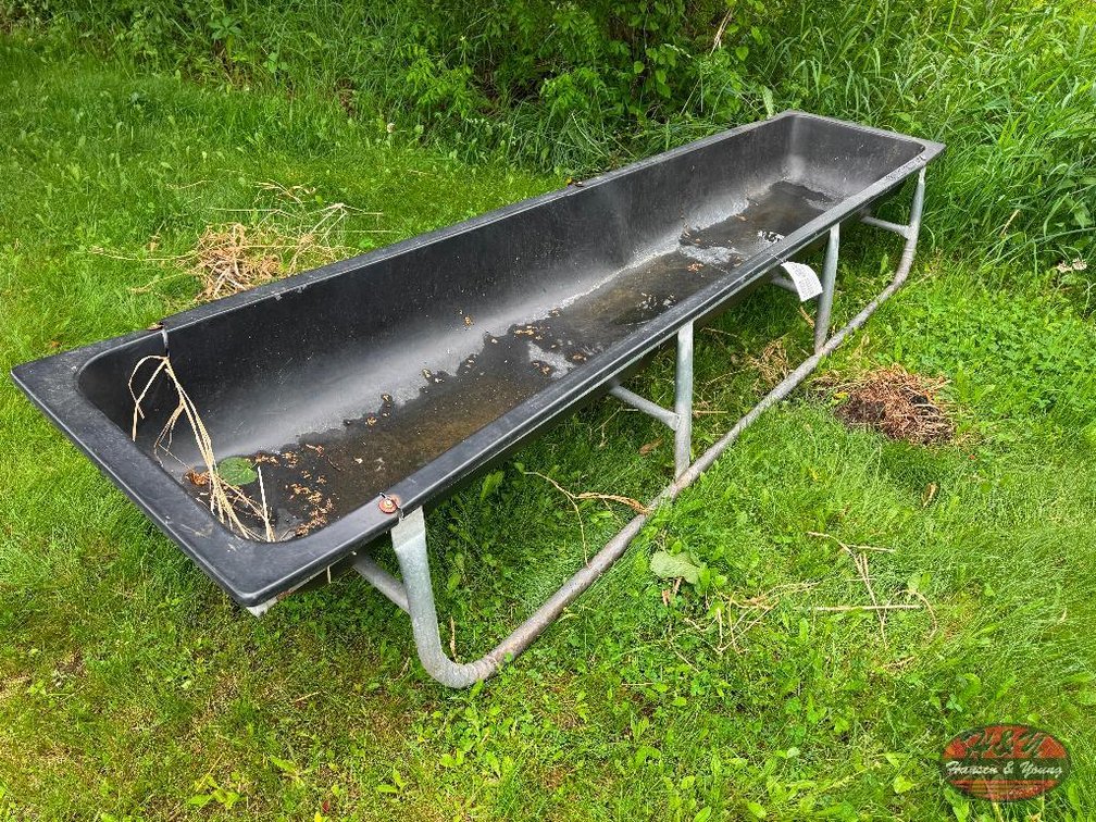 Cattle Feeder