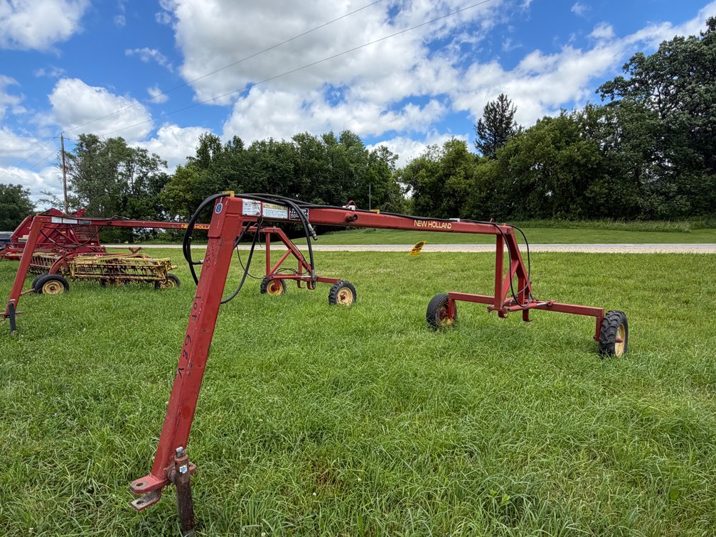 New Holland 252 Double Hitch - Blair