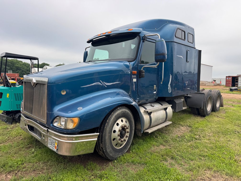 2007 International 9200i Semi - VIN #2HSCNAPR67C507987