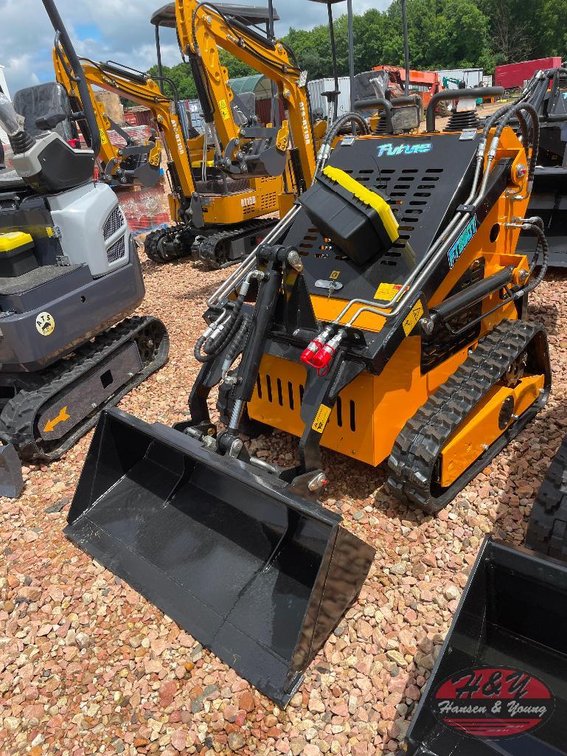 Ride-On Skidsteer Loader - Yellow/Orange