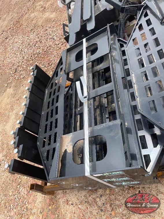 Skidsteer Pallet Forks - Black