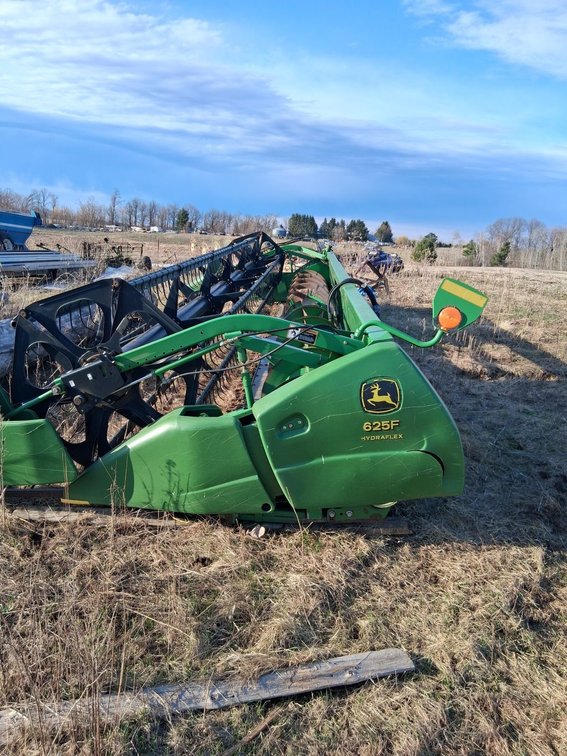 John Deere 625F Flex Head - Turtle Lake