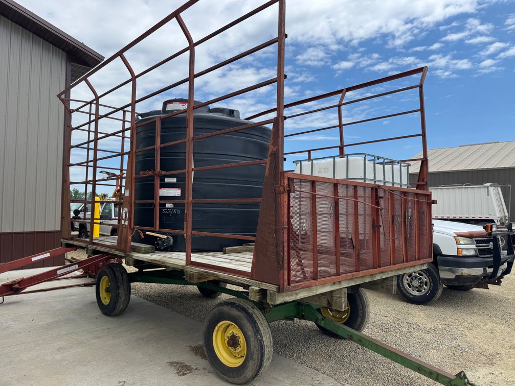 Meyer Hay Rack w/Tender Tender Tanks - River Falls