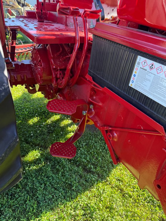 Image for WIN ME! 1975 International Harvester 1066 Black Stripe