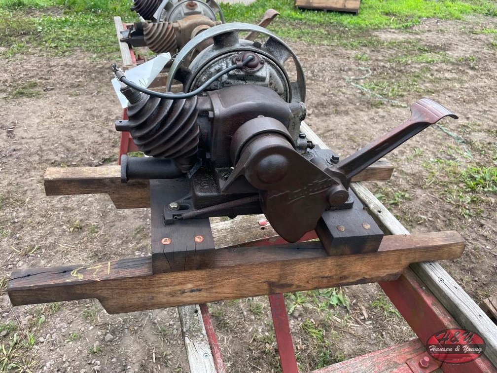 Maytag Single Cylinder Hit and Miss Engine