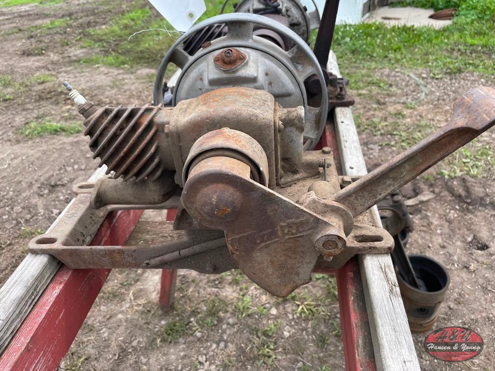 Maytag Single Cylinder Hit and Miss Gas Engine
