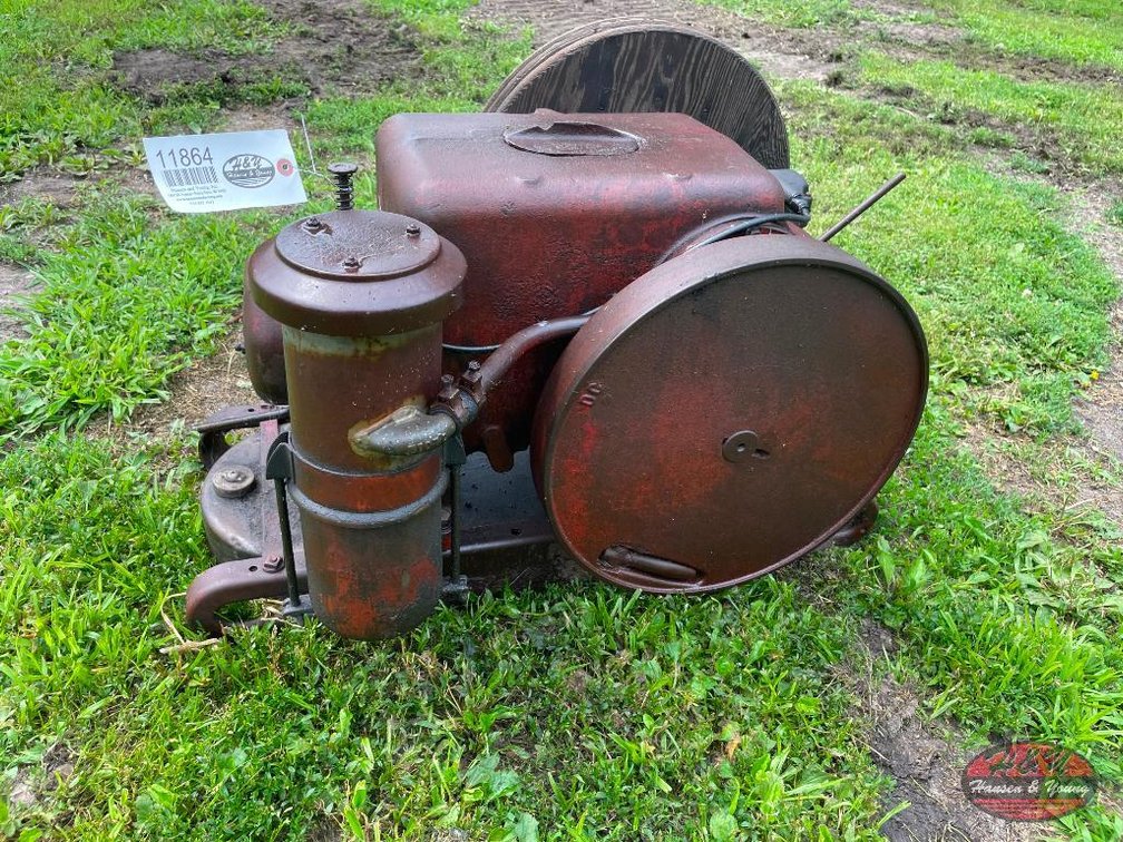 McCormick 3-5HP LB Engine