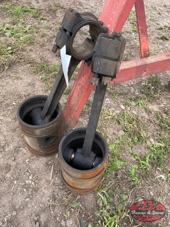 John Deere D Pistons and Rods
