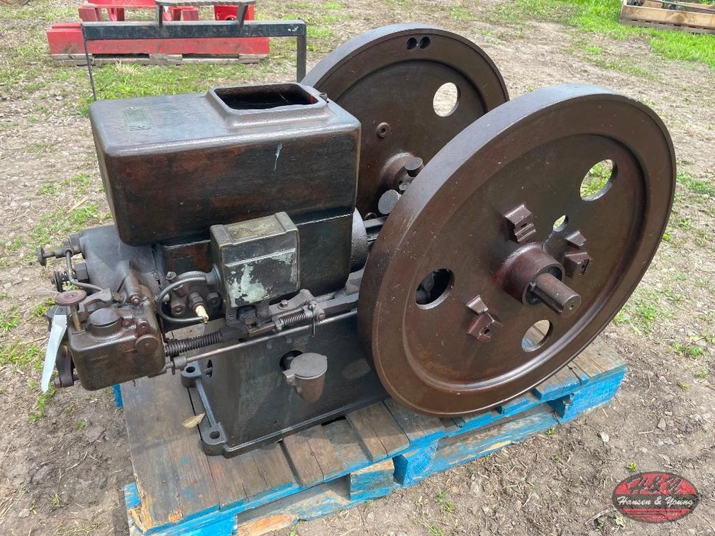 Economy Hit and Miss Gas Engine