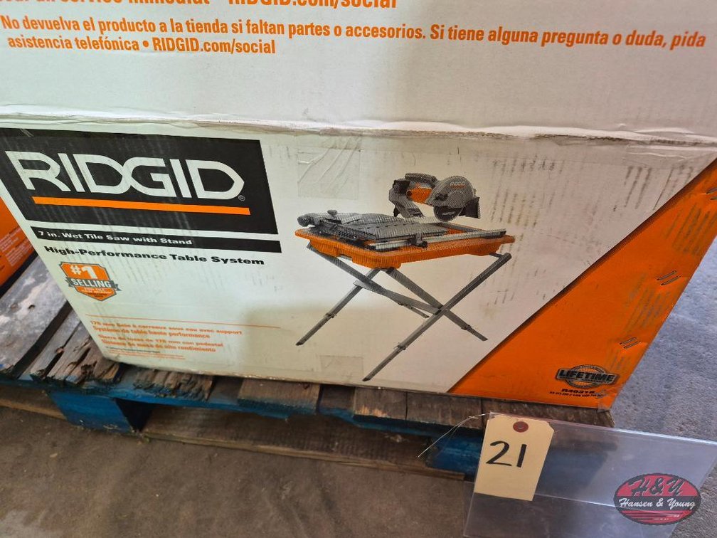 New Open Box RIDGID 9-Amp 7 in. Blade Corded Wet Tile Saw with StandModel # R4031S