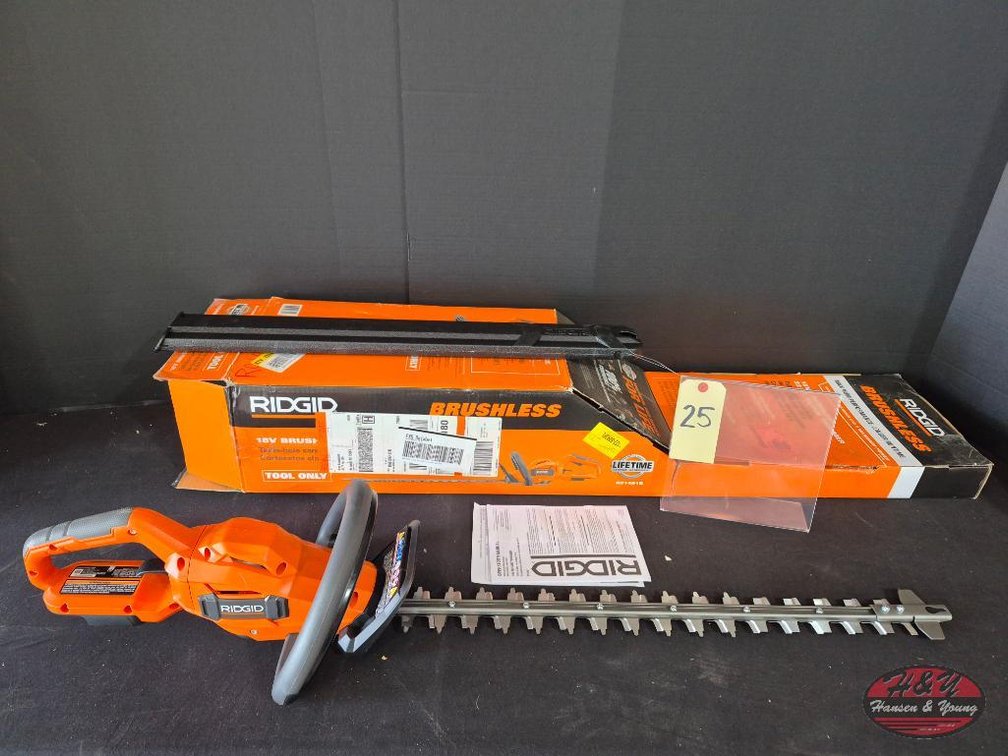 New Open Box Rigid 18v Brushless Cordless 22" Hedge Trimmer (Tool Only