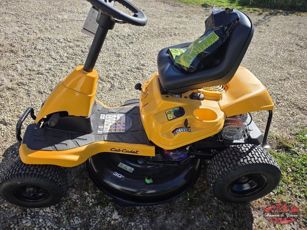 NEW Cub Cadet CC30H Rear Engine Rider w/Mulch Kit