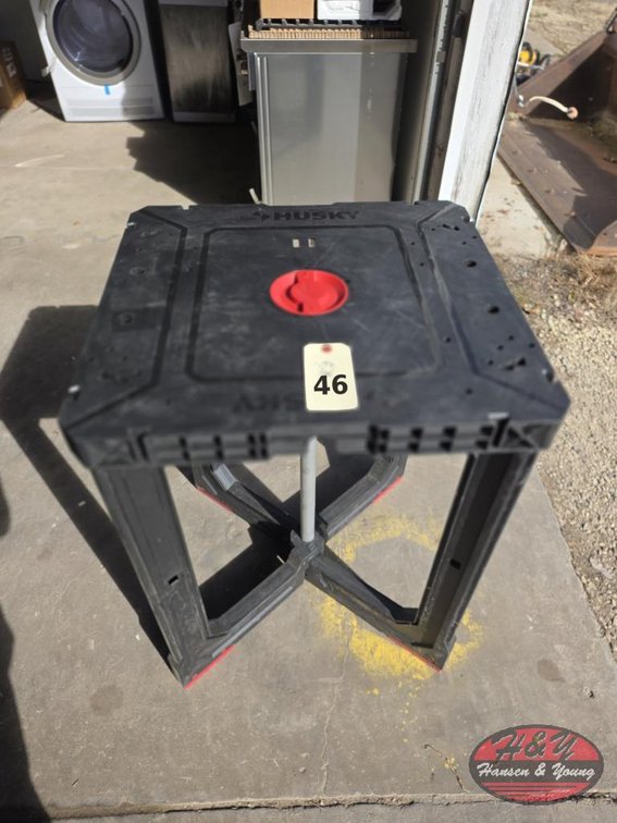 NEW Husky Folding Miter Saw Table 999-7500