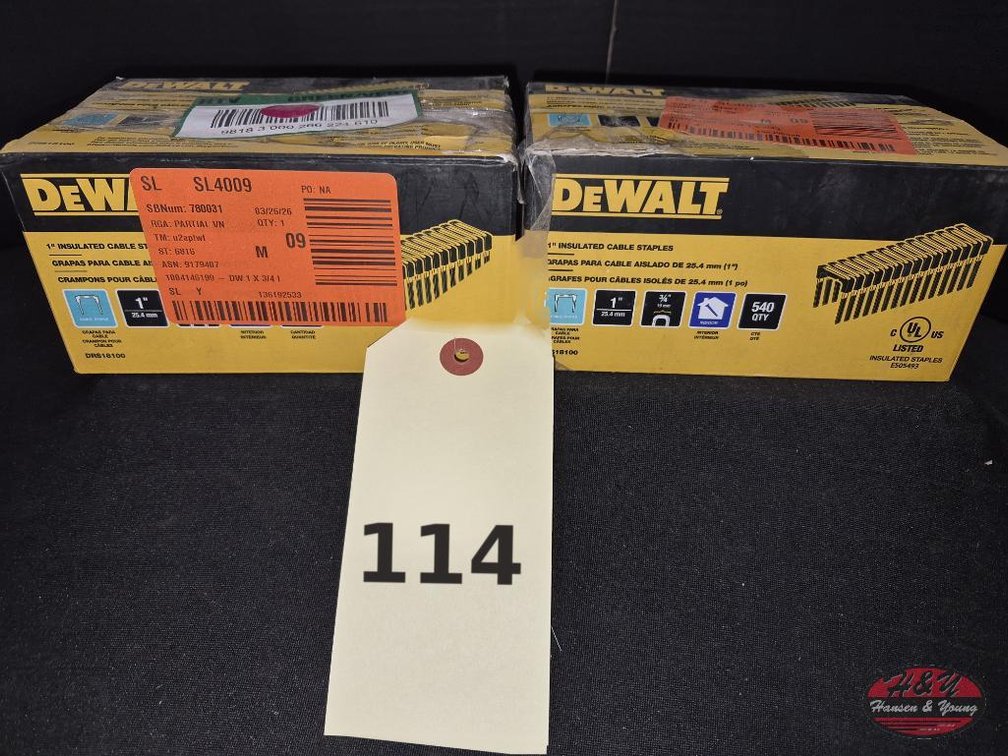 (2) DeWalt 1 in. Insulated Electrical Staples