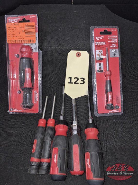 Milwaukee Ratcheting & Precision Screwdrivers Lot
