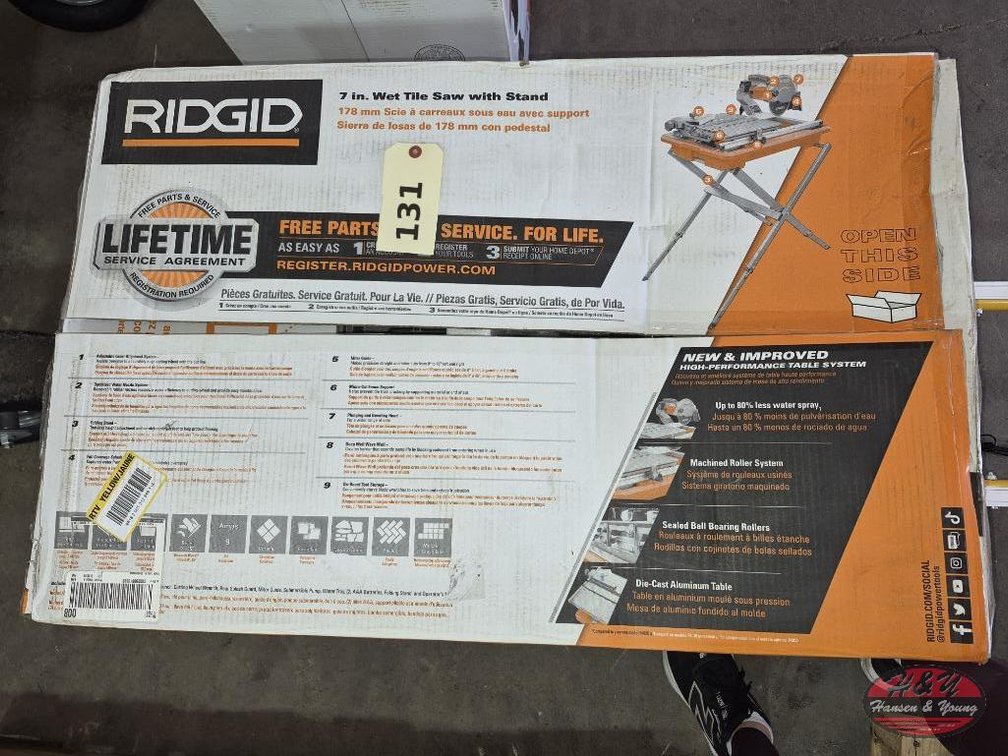 NEW RIDGID 7 in. Wet Tile Saw with Stand