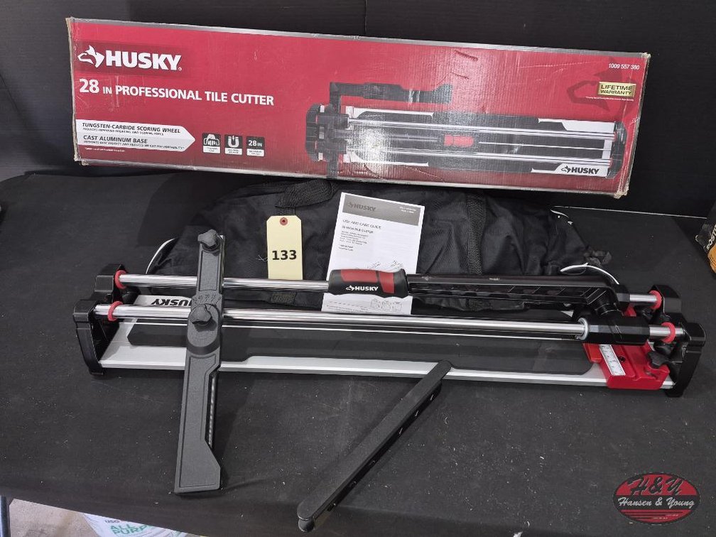 NEW Husky 28 in. Tile Cutter JHD700