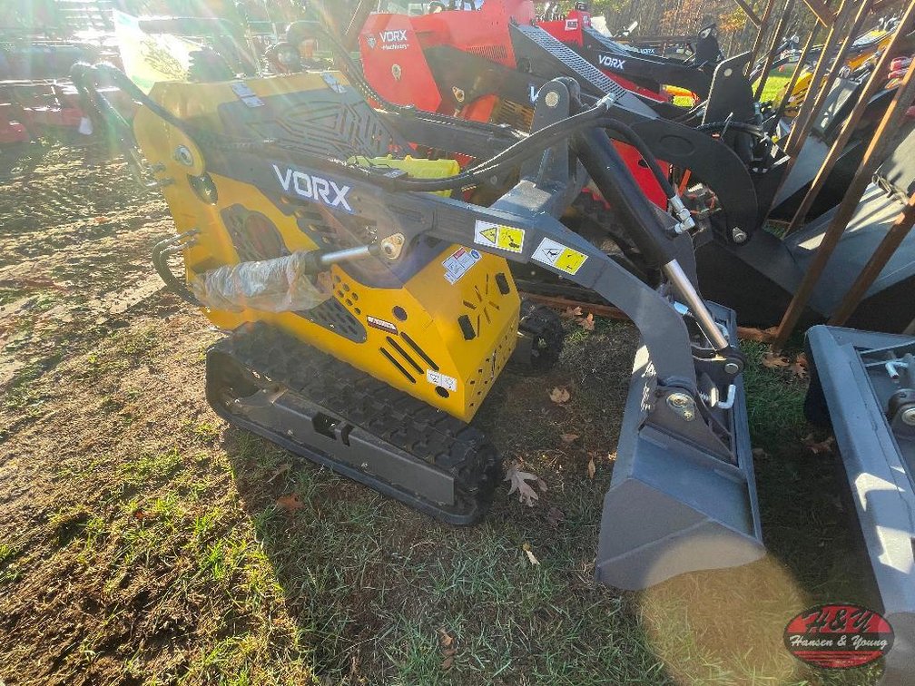 Skidsteer NL360 Loader - Yellow