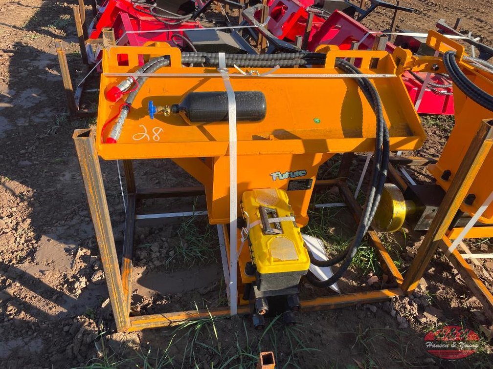 Skidsteer Pile Hammer