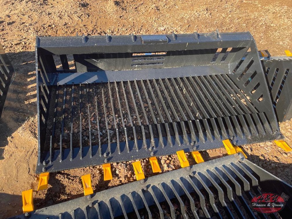 Skidsteer Rock Bucket