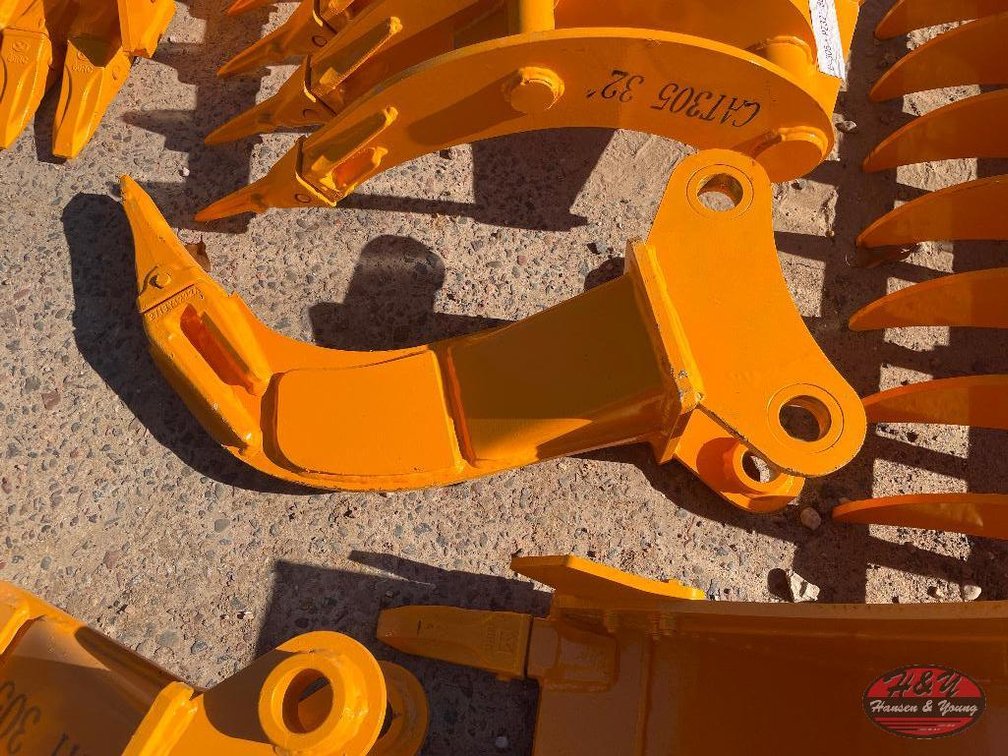 CAT 305 Excavator Ripper