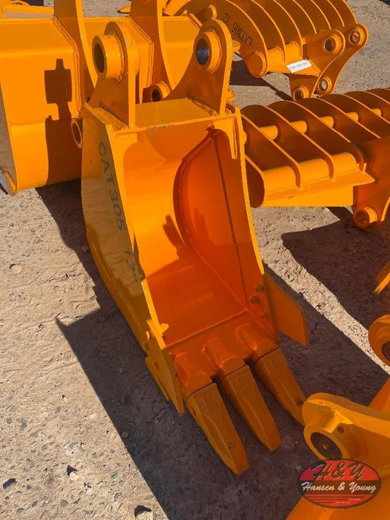 CAT 305 12'' Excavator Bucket