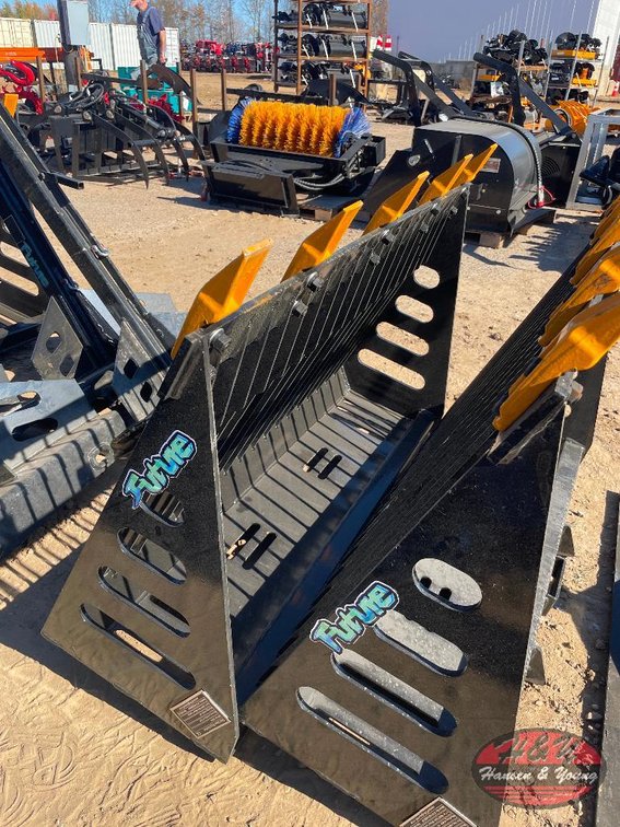 Skidsteer Rock Bucket - To Fit MINI Skidsteer Loader