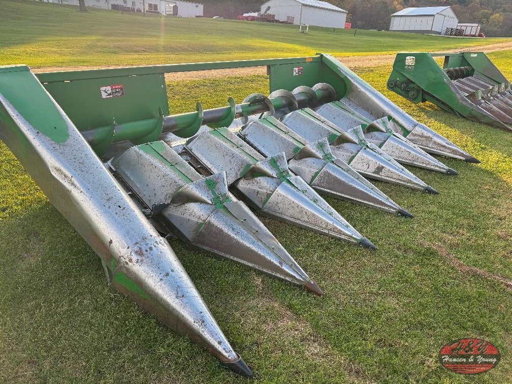 John Deere 643 Corn Head