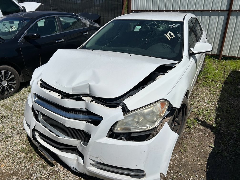 2009 CHEVY MALIBU- W/ Key but Does NOT Start