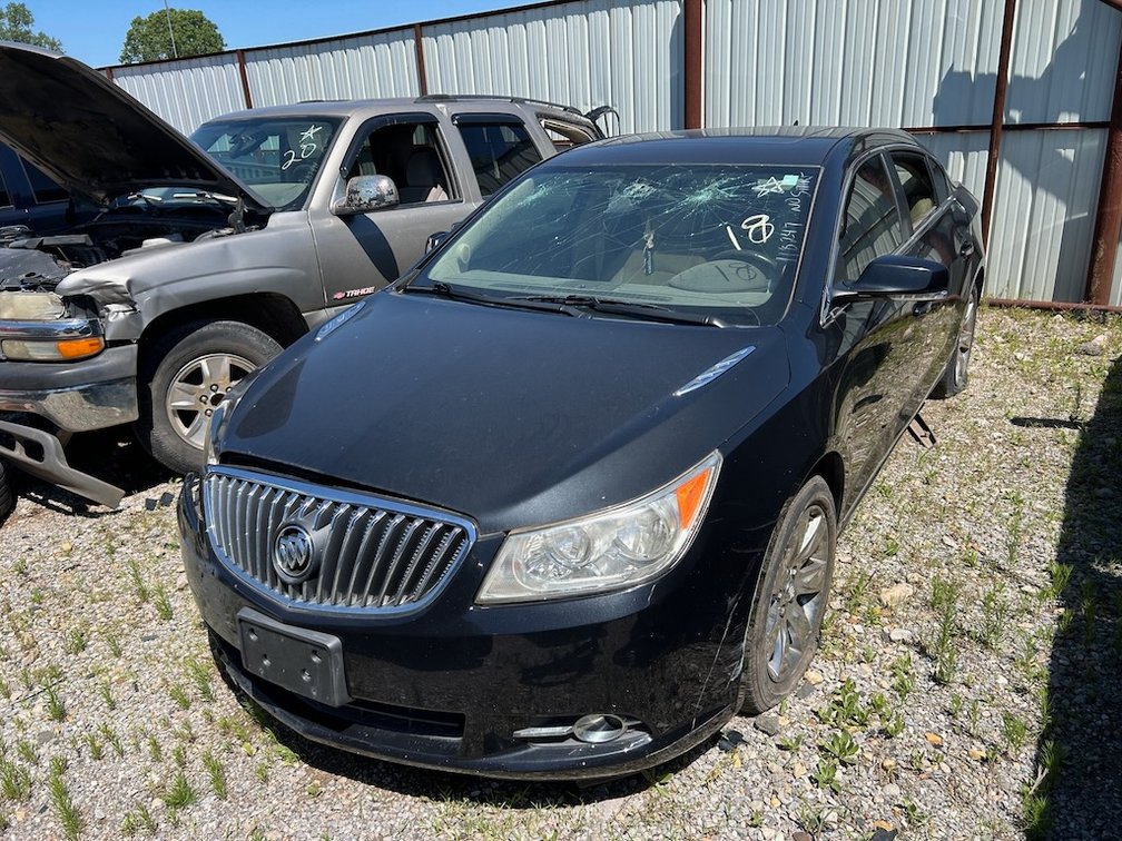 2001 BUICK LACROSSE- W/ Key but Does NOT Start