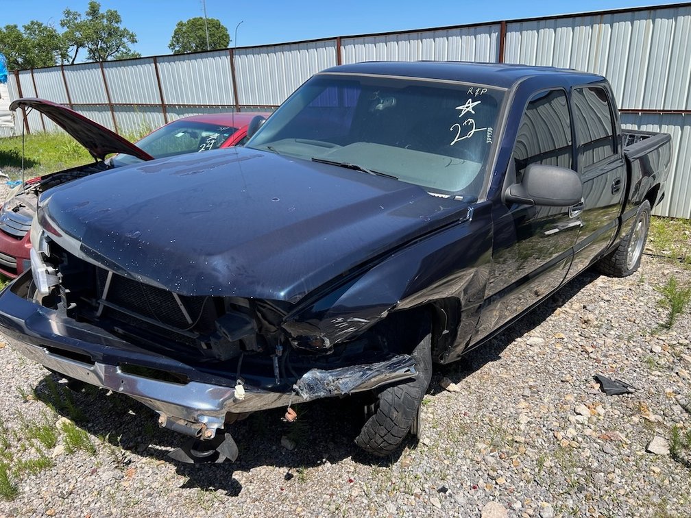 2007 CHEVY 1500- W/ Title & Key, Runs & Pulls