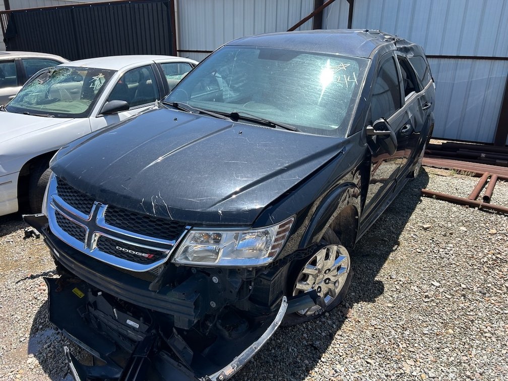 2015 DODGE JOURNEY- W/ Key