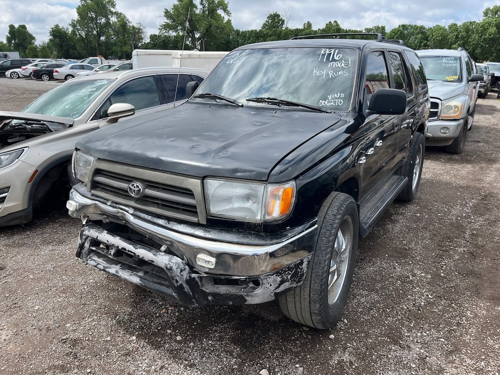 1996 Toyota 4Runner- W/ Key & Runs