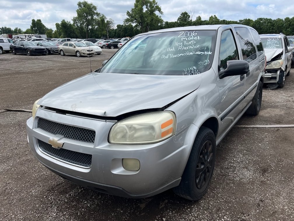 2006 Chevrolet Uplander- W/ Key & Runs