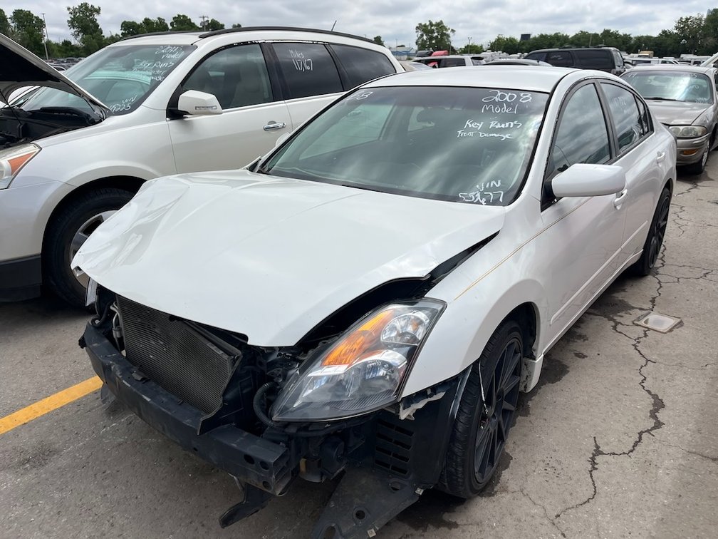 2008 Nissan Altima- W/ Key & Runs