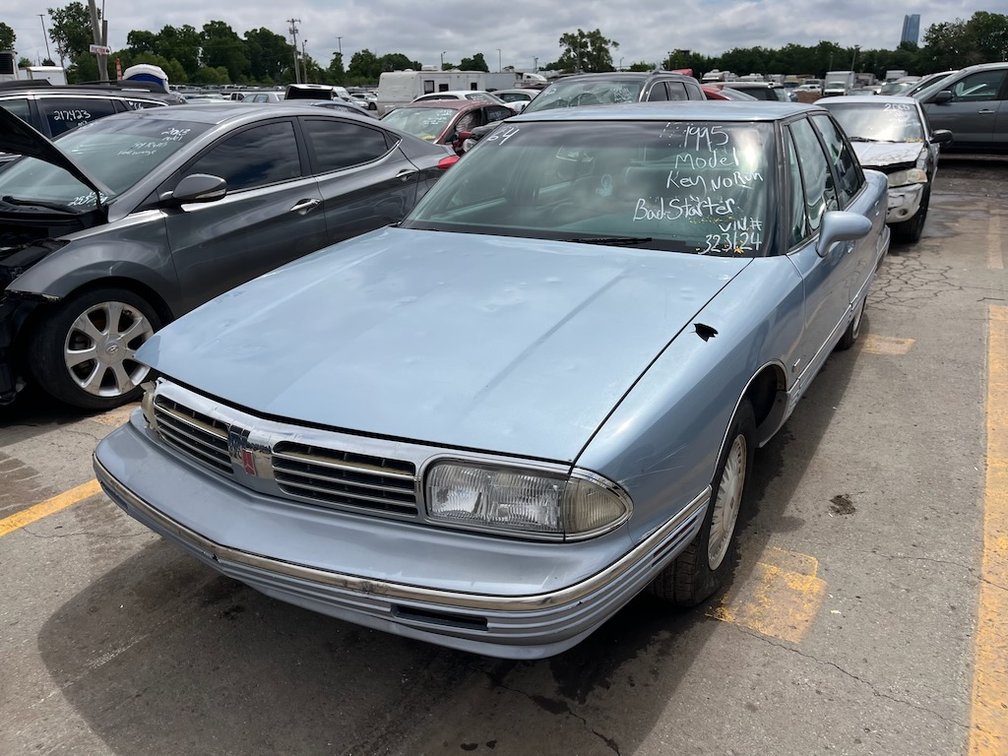 1995 Oldsmobile Ninety-Eight Regency- W/ Key But Does Not Run