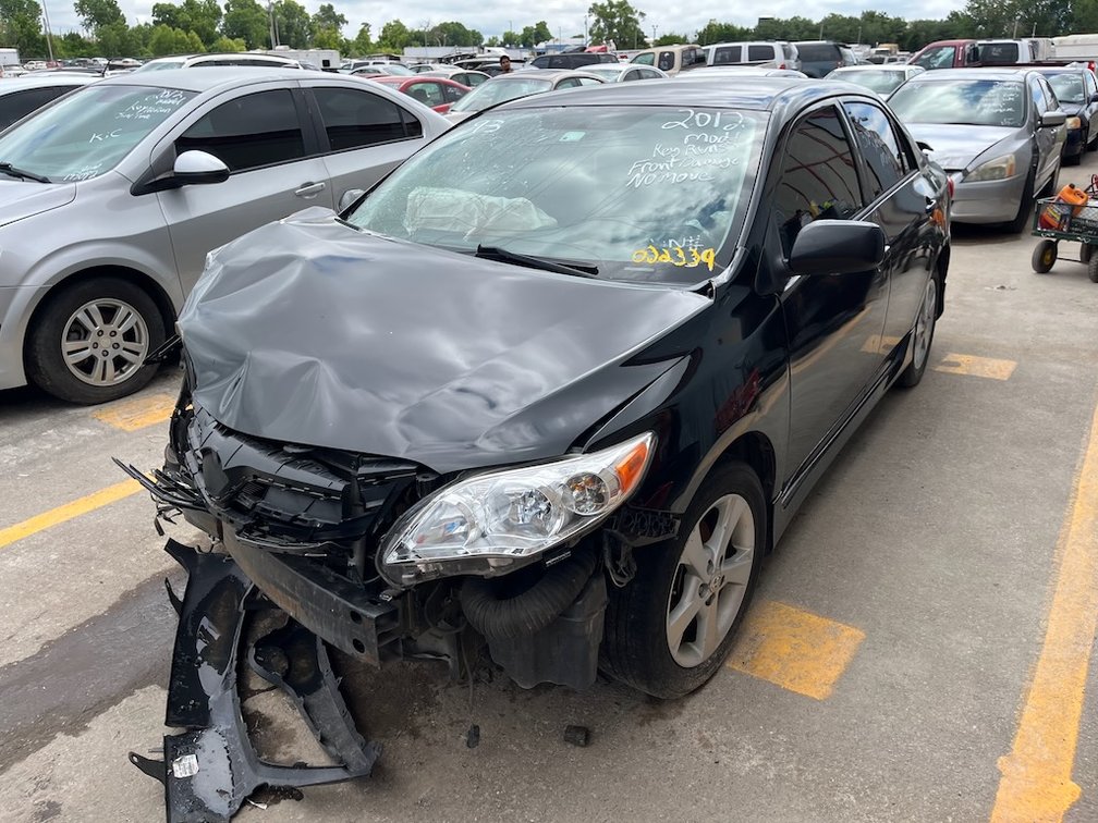 2012 Toyota Corolla- W/ Key & Runs But Does Not Move