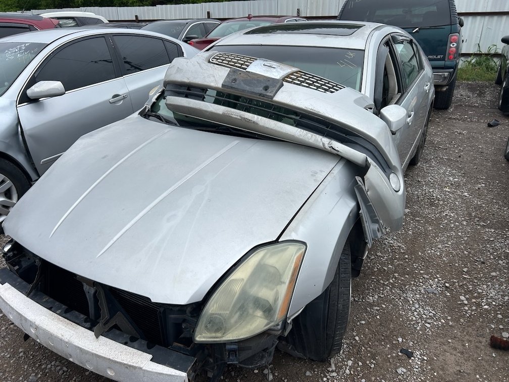 2004 NISSAN MAXIMA- No Key