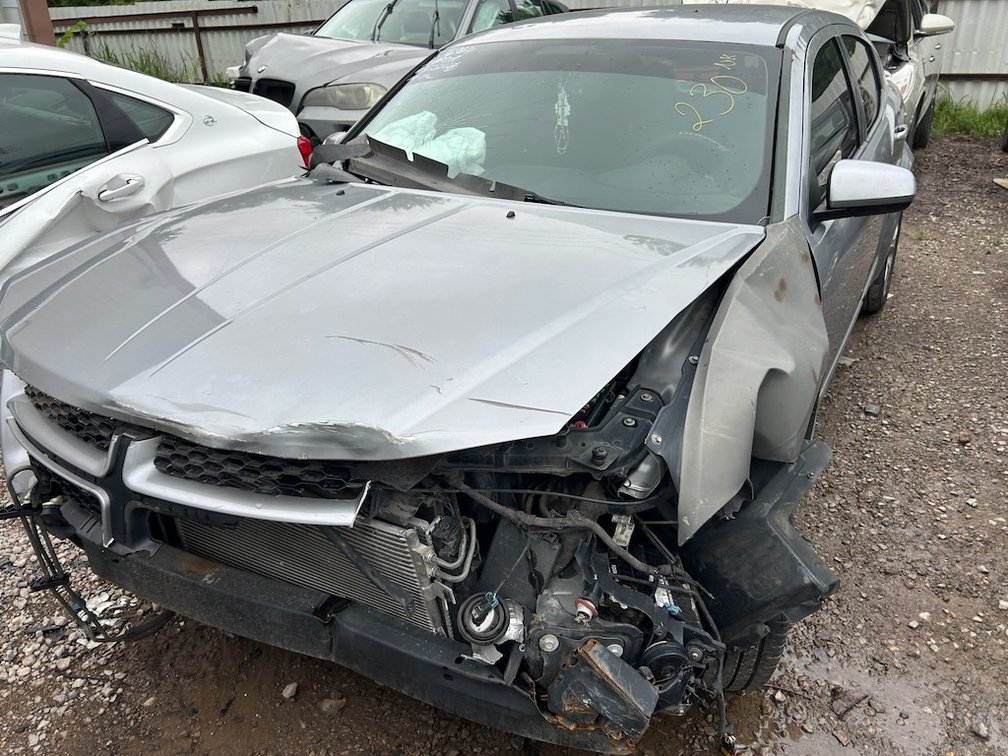 2013 DODGE AVENGER- W/ Key, Runs & Drives