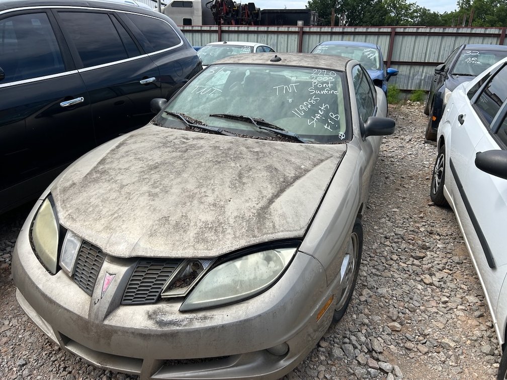 03 PONTIAC SUNFIRE- Starts & Pulls