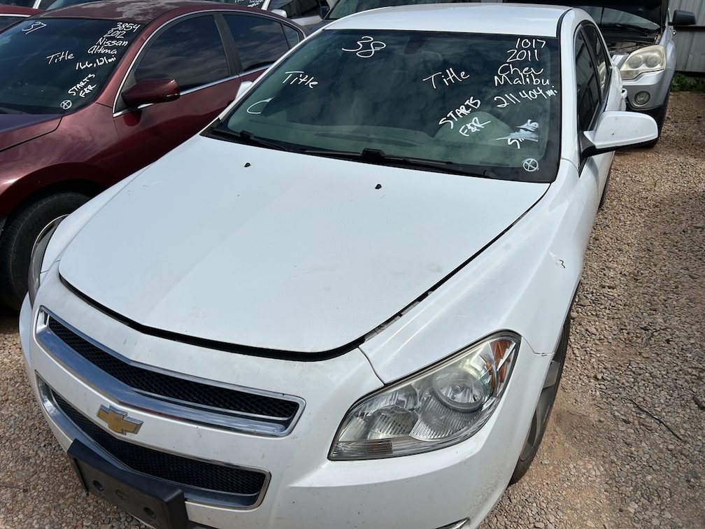 11 CHEV MALIBU- W/ Title, Starts & Pulls